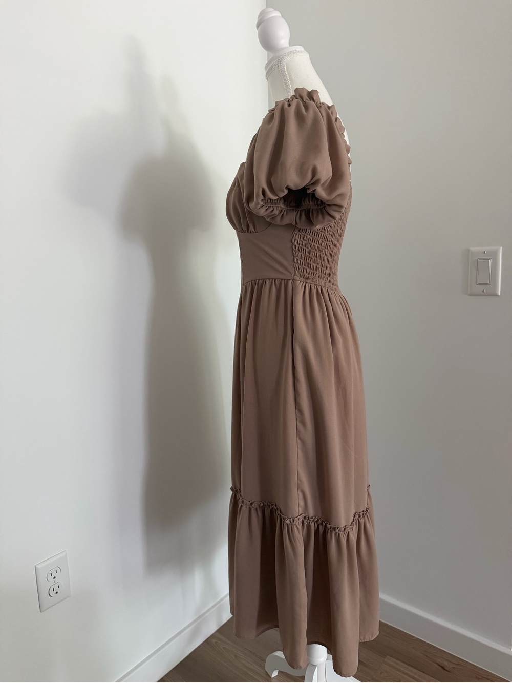 Trixxi Puff Sleeve Midi Dress in Taupe - Picture 6 of 7